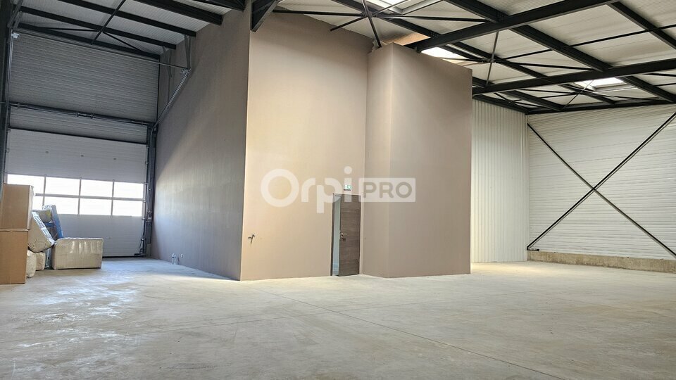Industrial in Mulhouse for lease - Interior Photo - Image 2 of 6