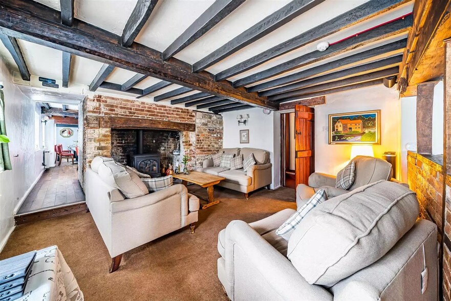 Yalbury Cottage, Dorchester for sale - Interior Photo - Image 2 of 16