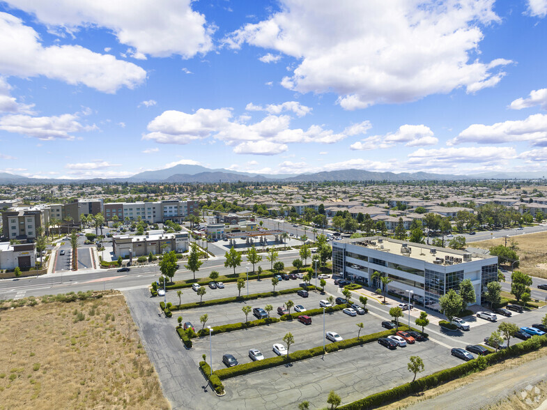 6485 Day St, Riverside, CA for lease - Aerial - Image 3 of 5