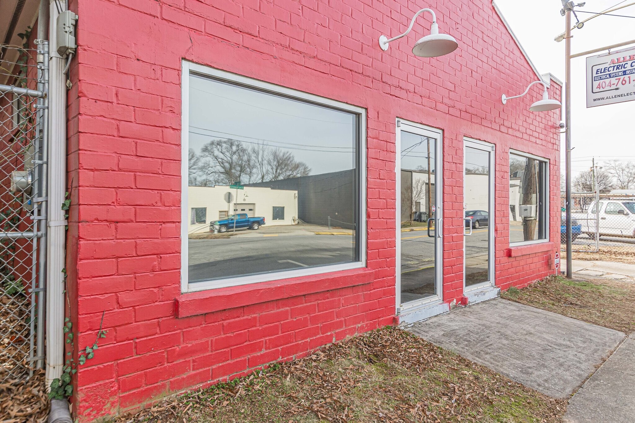614 King Arnold St, Hapeville, GA for sale Building Photo- Image 1 of 30
