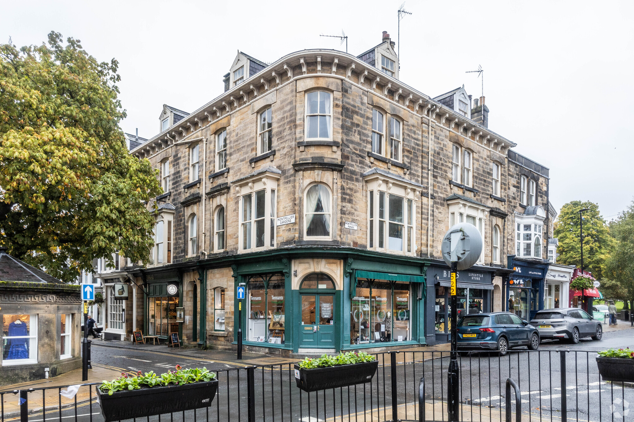 32-34 Montpellier Parade, Harrogate for lease Primary Photo- Image 1 of 2