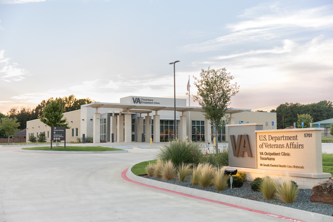 5701 Summerhill Rd, Texarkana, TX 75503