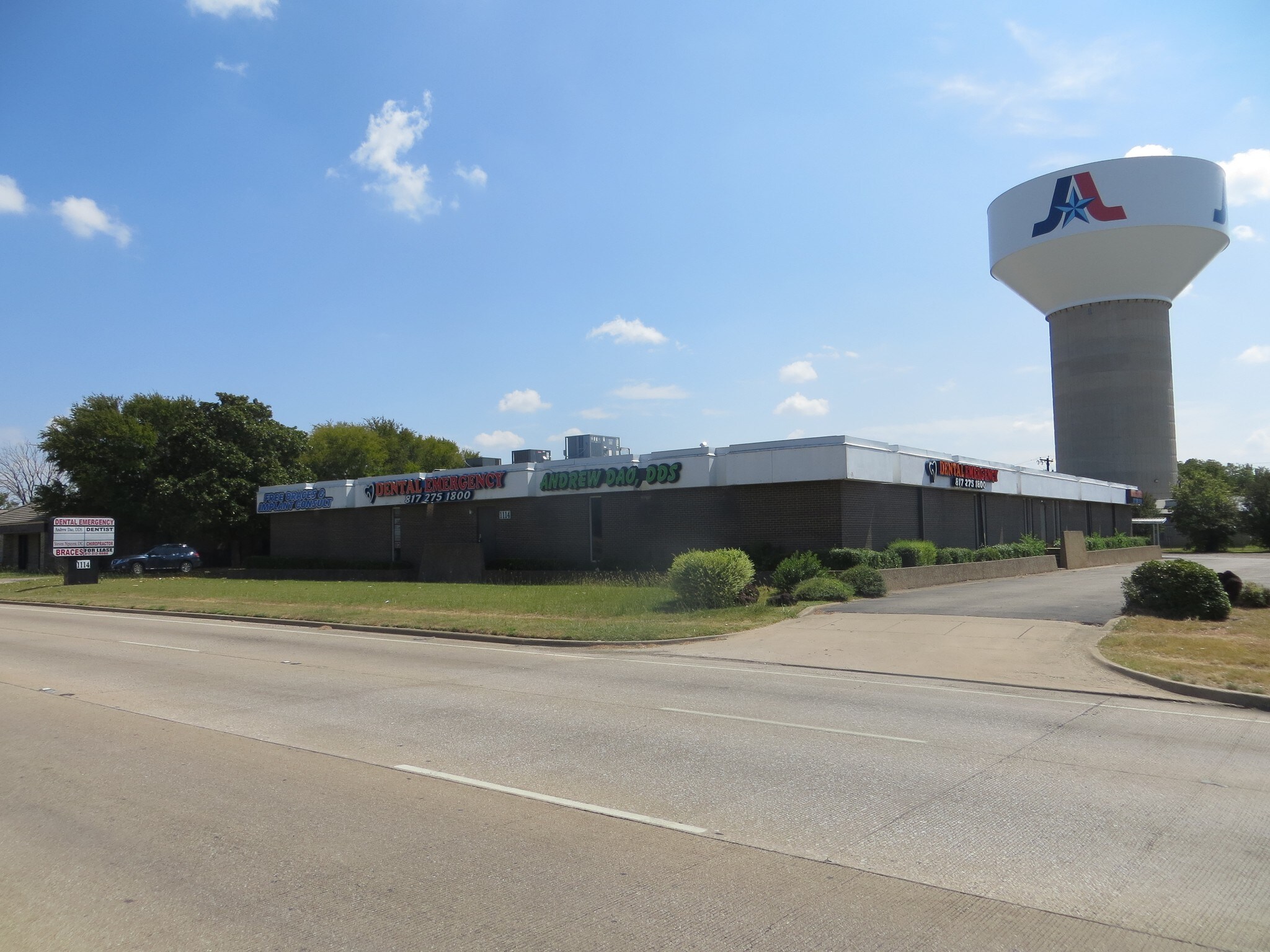 1114 E Pioneer Pky, Arlington, TX for sale Building Photo- Image 1 of 1