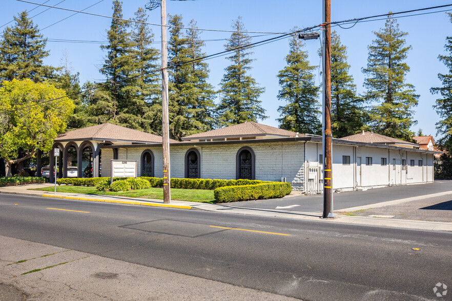 3260 Beard Rd, Napa, CA for lease - Building Photo - Image 2 of 21