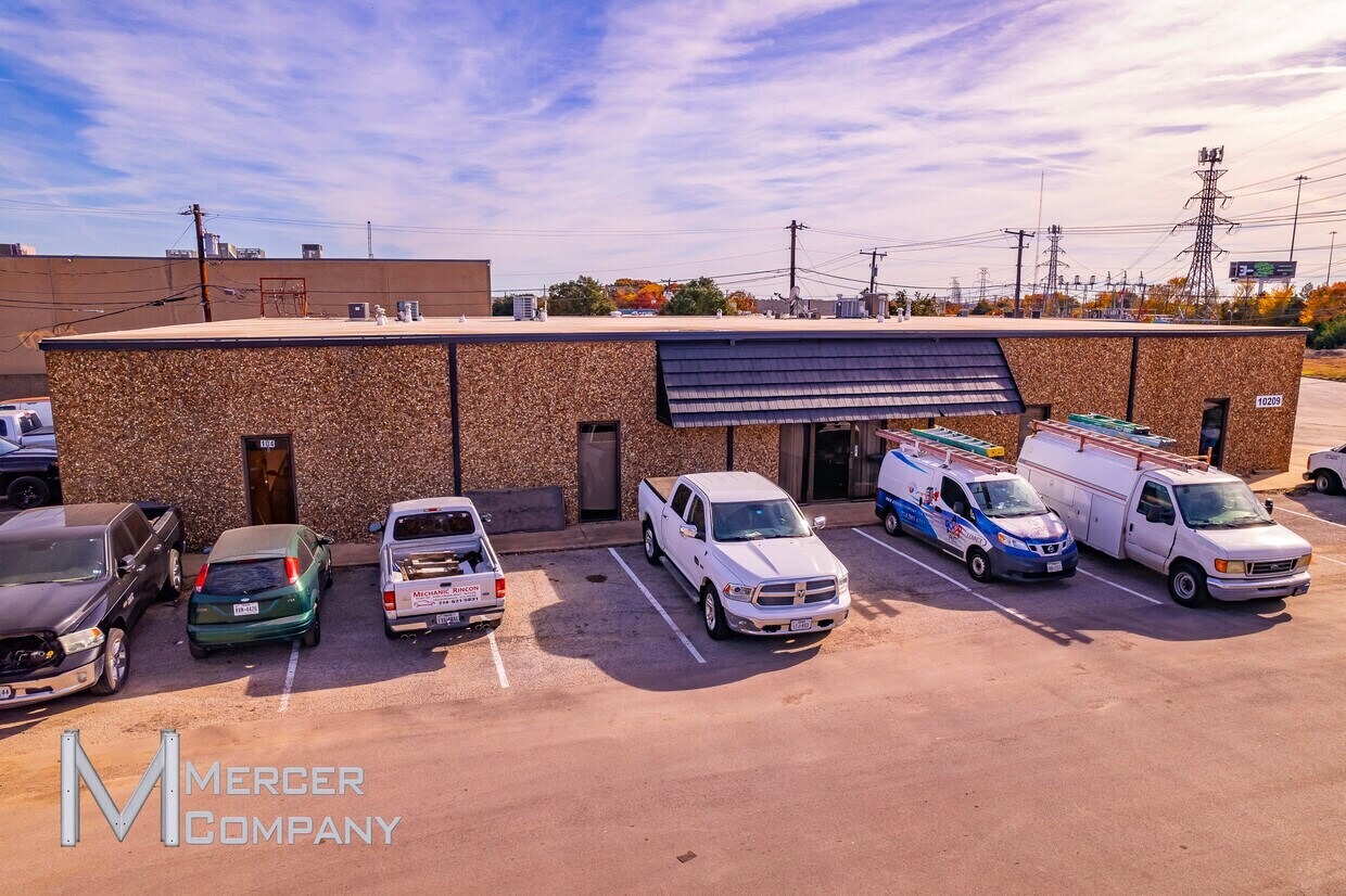 10209 Plano Rd, Dallas, TX for lease Aerial- Image 1 of 2