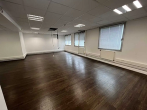 Office in Évry for lease Interior Photo- Image 2 of 6