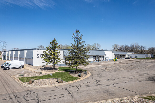 More details for 4440 W Round Lake Rd, Arden Hills, MN - Flex, Industrial for Lease