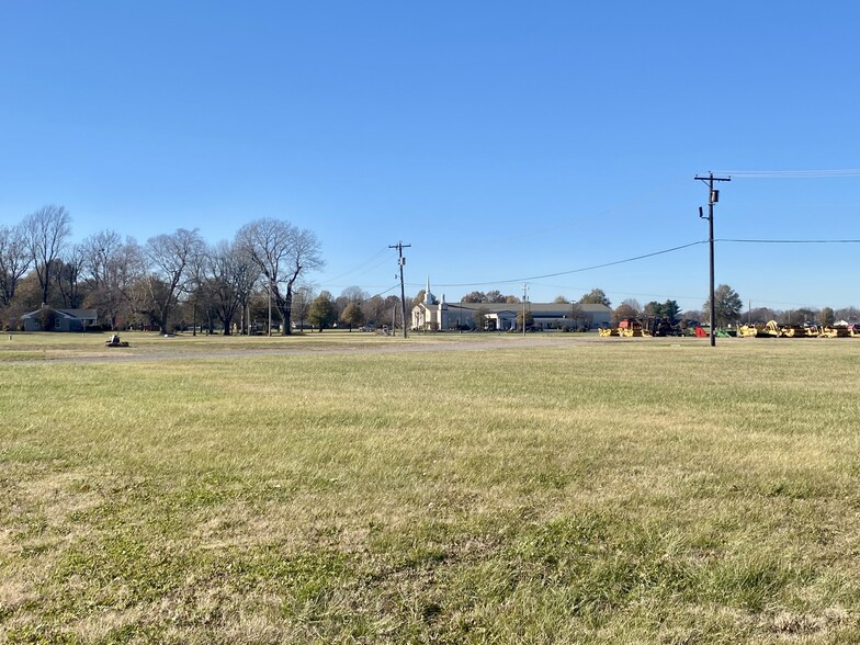 Outer Road I-57 Hwy 62 hwy, Charleston, MO for sale - Building Photo - Image 3 of 4