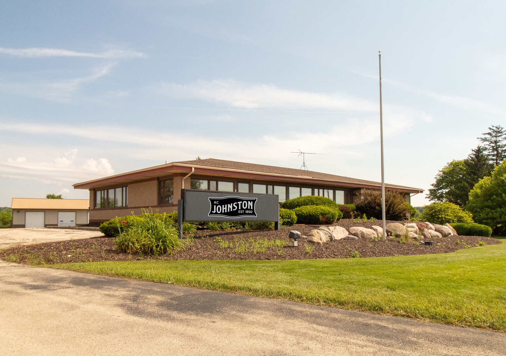 8966 E State St, Rockford, IL for sale Building Photo- Image 1 of 1