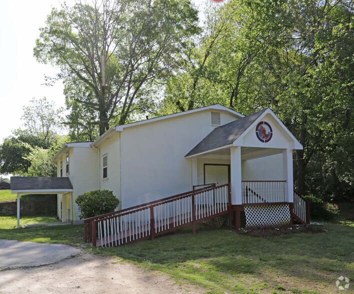 389 3rd Ave, Scottdale, GA for sale - Primary Photo - Image 1 of 1