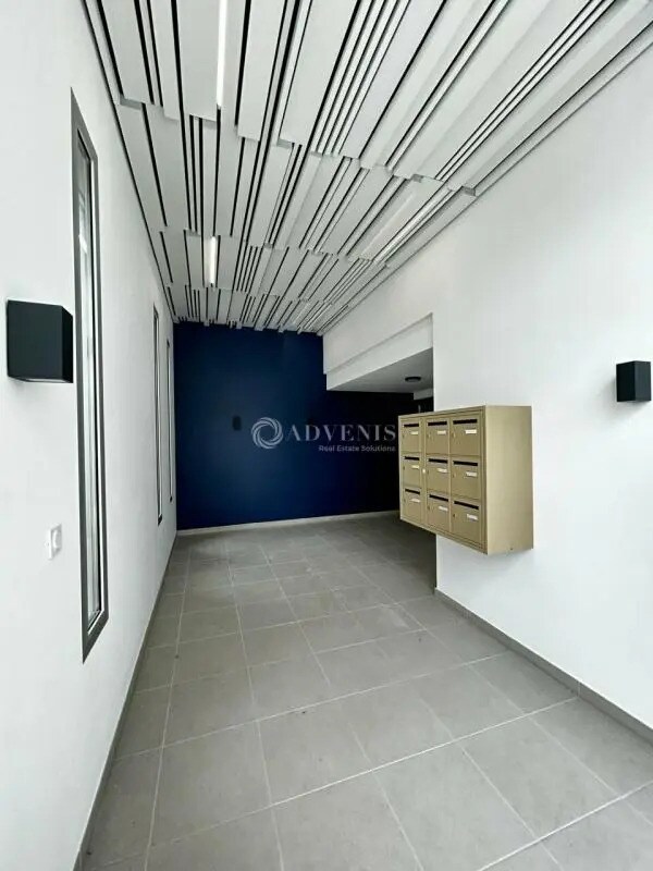 Office in Narbonne for sale Interior Photo- Image 1 of 9