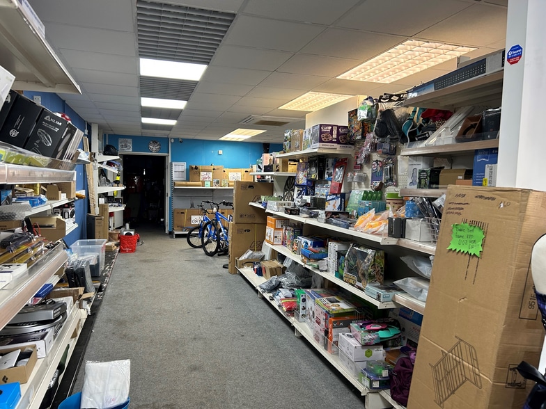 29 Finkle St, Workington for sale - Interior Photo - Image 2 of 8