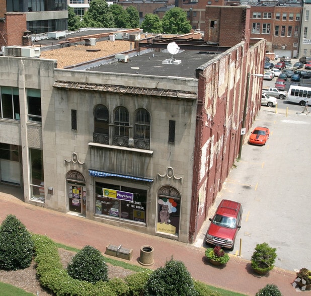 217 6th Ave N, Nashville, TN for lease - Building Photo - Image 2 of 12