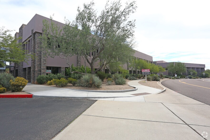 20201 N Scottsdale Healthcare Dr, Scottsdale, AZ for lease - Building Photo - Image 2 of 5