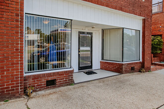 150 E Connecticut Ave, Southern Pines, NC for lease Building Photo- Image 2 of 8