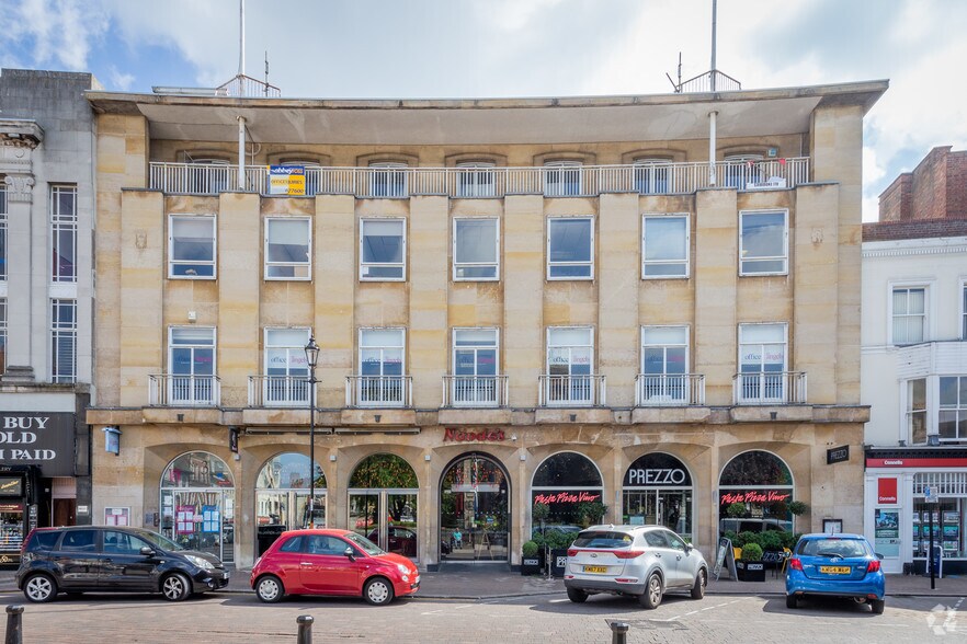 35 Wood Hl, Northampton, NN1 2DA Office for Lease