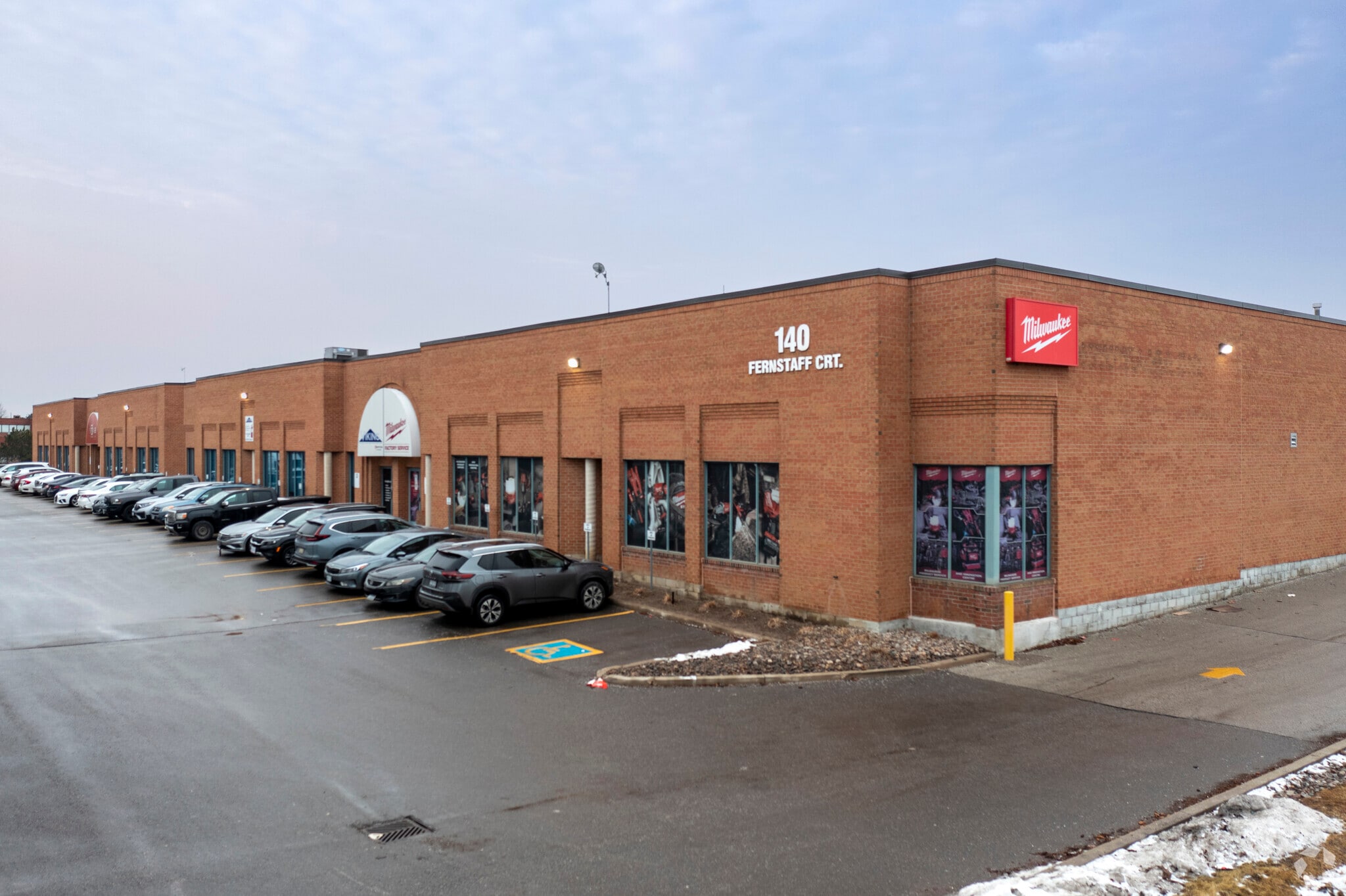 140 Fernstaff Ct, Concord, ON for sale Primary Photo- Image 1 of 1