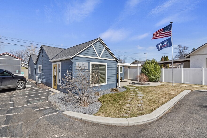 124 E Pine Ave, Meridian, ID for sale - Building Photo - Image 3 of 32