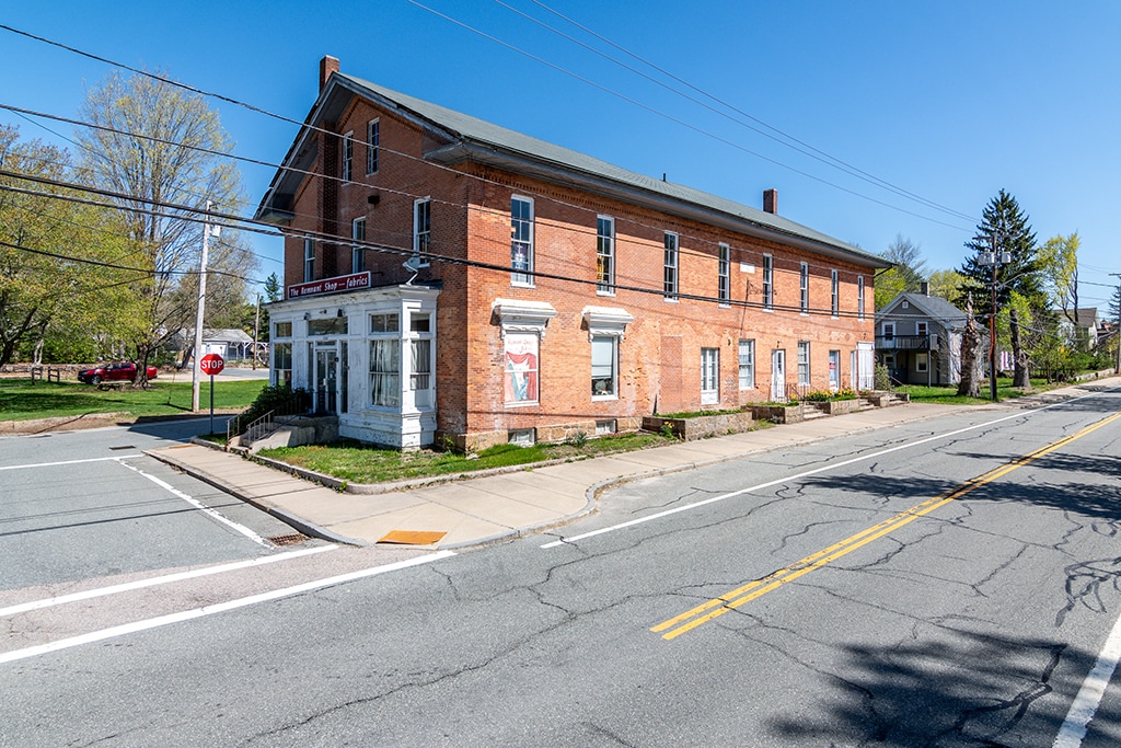 1081 Main St, Hopkinton, RI for sale Building Photo- Image 1 of 33