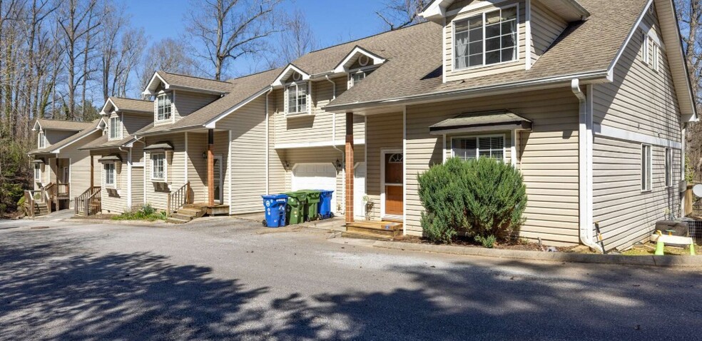 445 Sand Hill Rd, Asheville, NC for sale - Primary Photo - Image 1 of 1