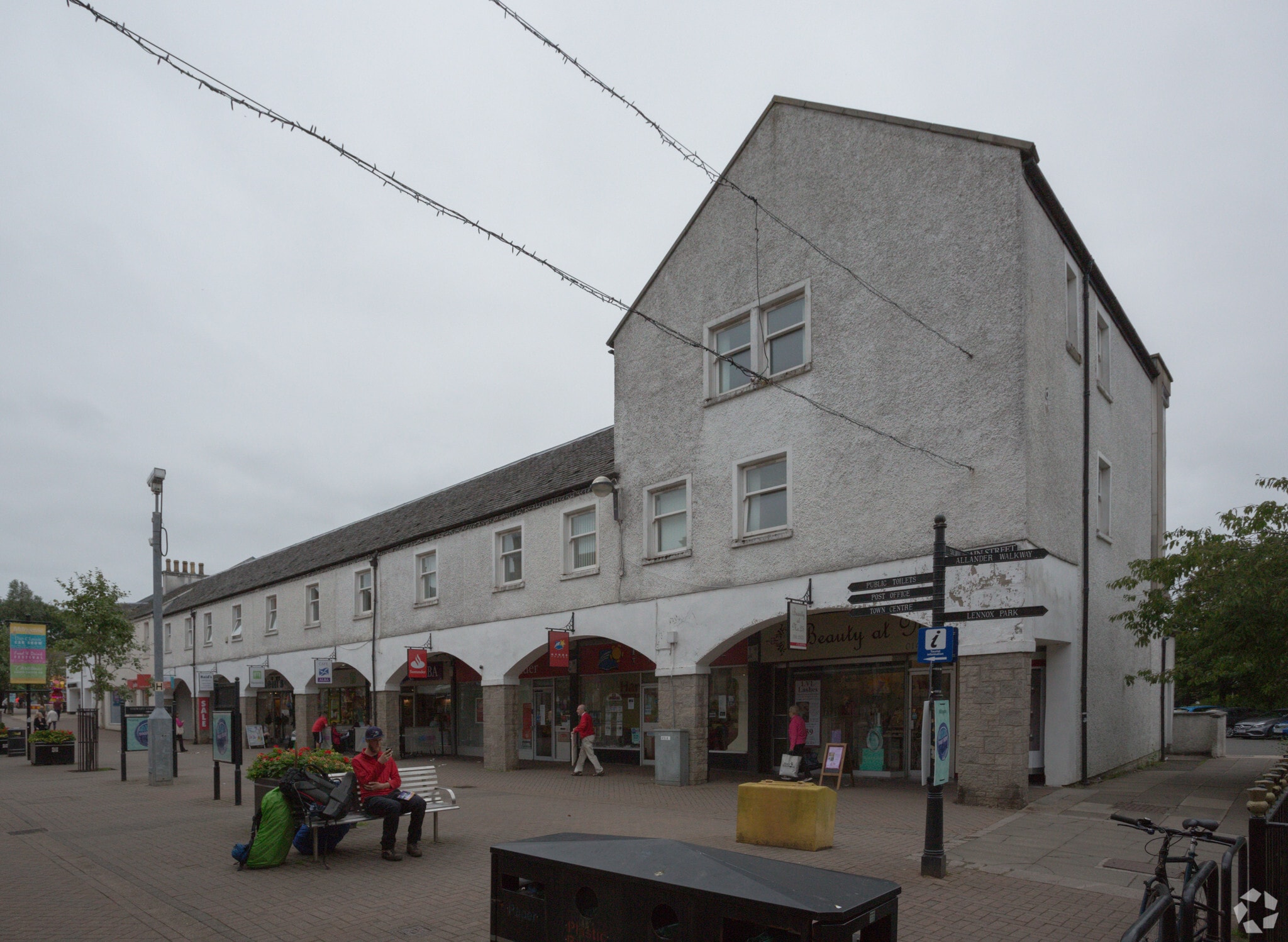 13-25 Main St, Milngavie for sale Primary Photo- Image 1 of 1