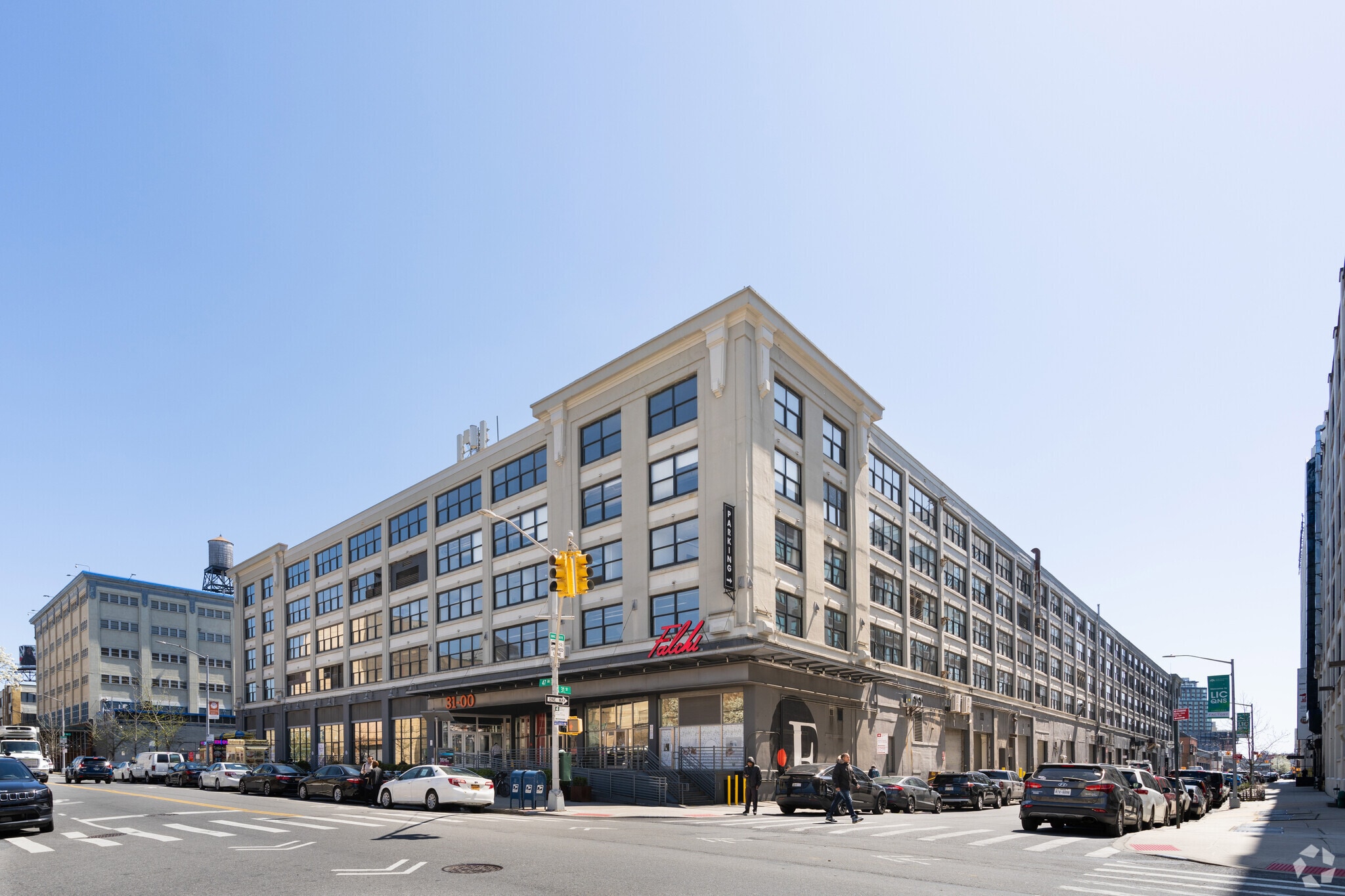 31-00 47th Ave, Long Island City, NY for lease Primary Photo- Image 1 of 60