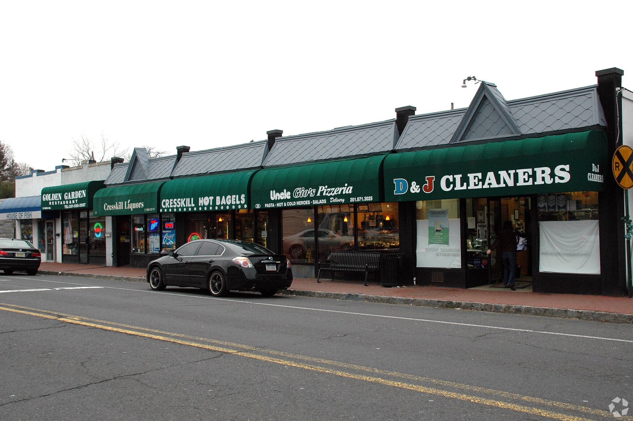 21 Union Ave, Cresskill, NJ for sale Primary Photo- Image 1 of 1