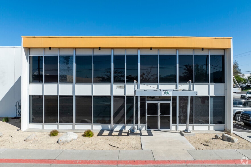 10 Greg St, Sparks, NV for lease - Building Photo - Image 3 of 7