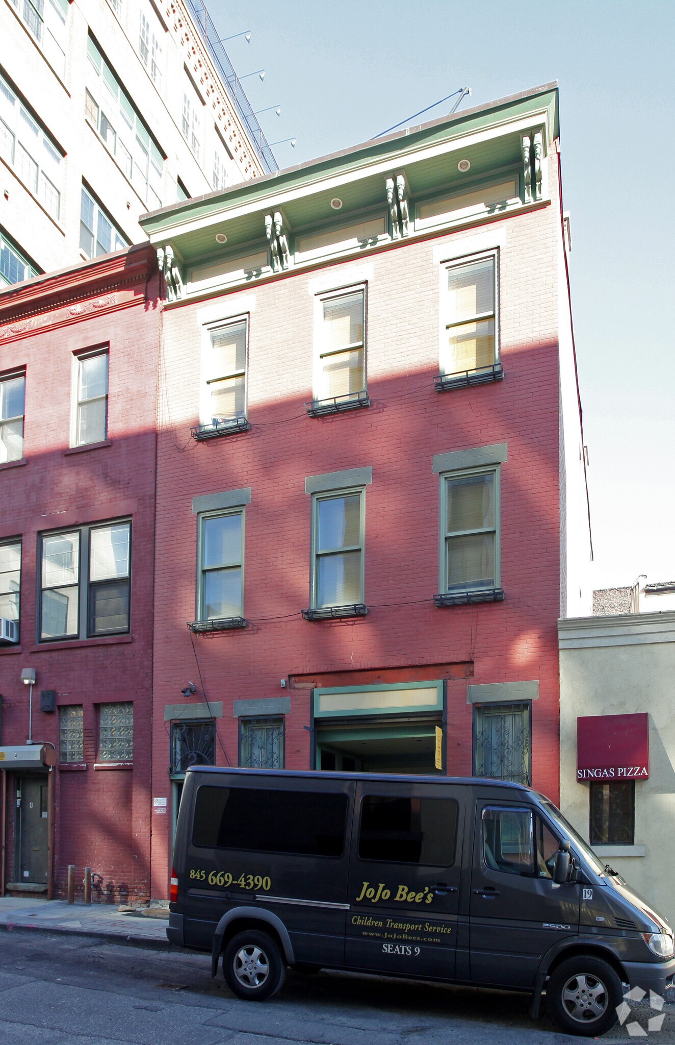 2 Bashford St, Yonkers, NY for sale Primary Photo- Image 1 of 1