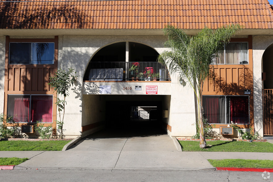 1416 N Spurgeon St, Santa Ana, CA for sale - Building Photo - Image 3 of 4