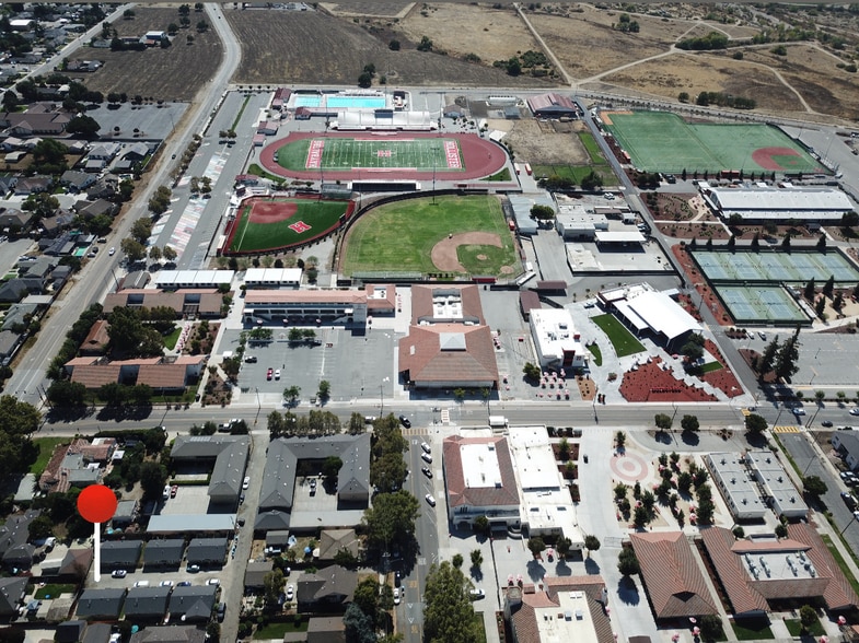 1 Hodel Dr, Hollister, CA for sale - Building Photo - Image 2 of 16