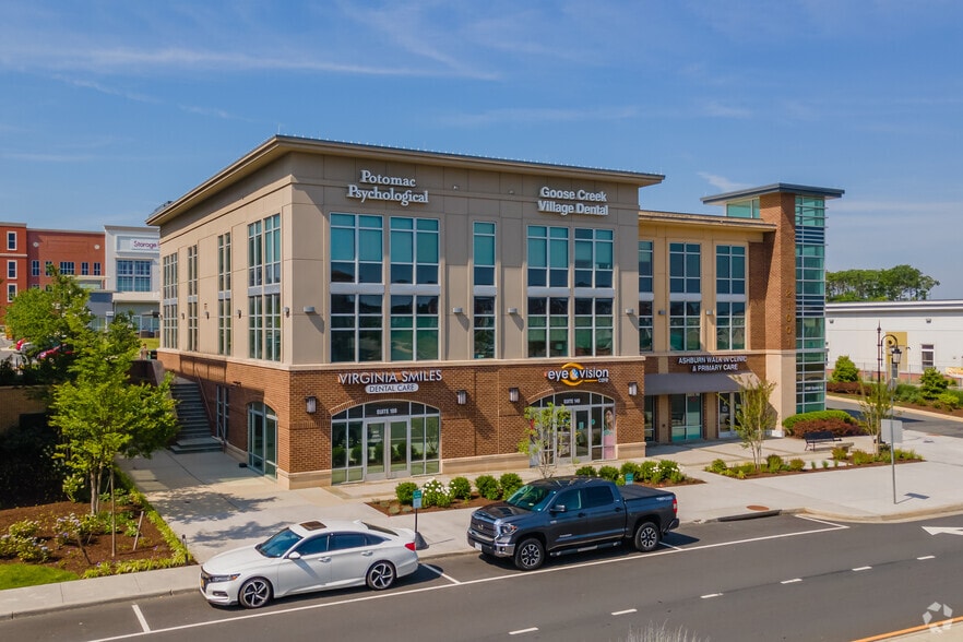 21001 Sycolin Rd, Ashburn, VA for lease - Building Photo - Image 1 of 4