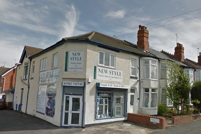 210 Newhampton Road West, Wolverhampton for sale Primary Photo- Image 1 of 1