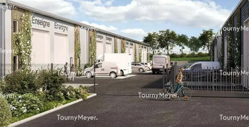 Flex in Betton for lease - Building Photo - Image 2 of 3