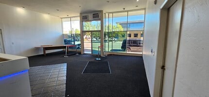3923-3925 Long Beach Blvd, Long Beach, CA for sale Interior Photo- Image 2 of 10