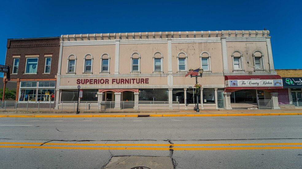 118-120 N Main St, Hebron, IN for lease - Primary Photo - Image 1 of 16