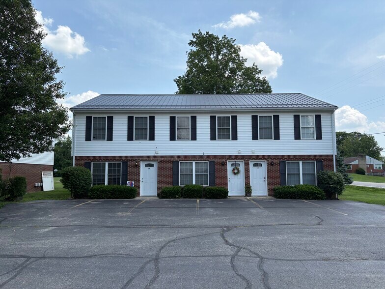 281 Main St, Port William, OH for sale - Primary Photo - Image 1 of 1