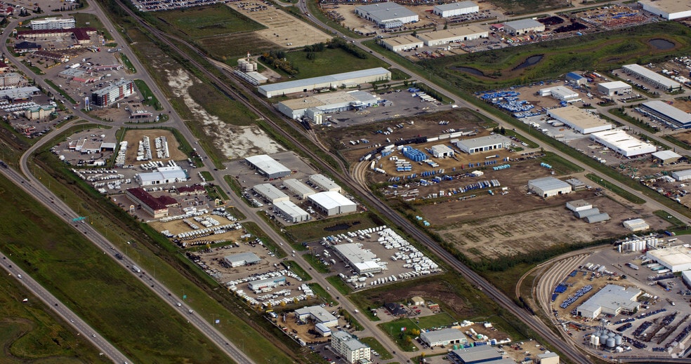 7609 Sparrow Dr, Leduc, AB for lease - Primary Photo - Image 2 of 26