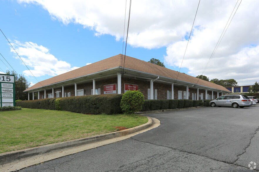 3015 Canton Rd, Marietta, GA 30066