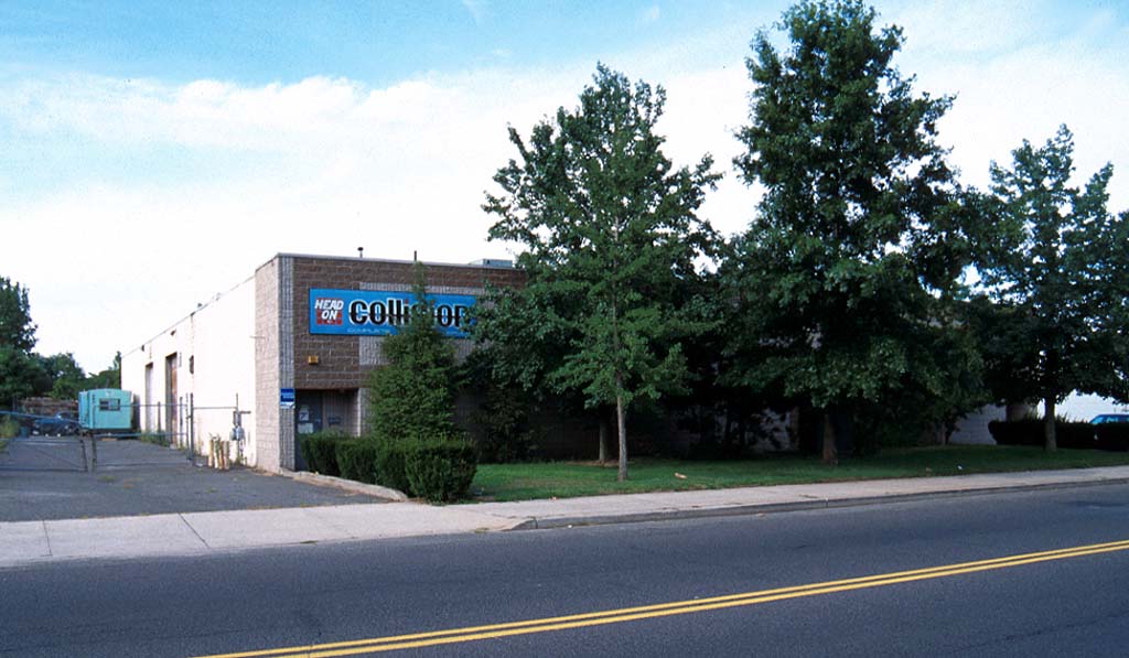 375 Wyandanch Ave, North Babylon, NY for lease Primary Photo- Image 1 of 11