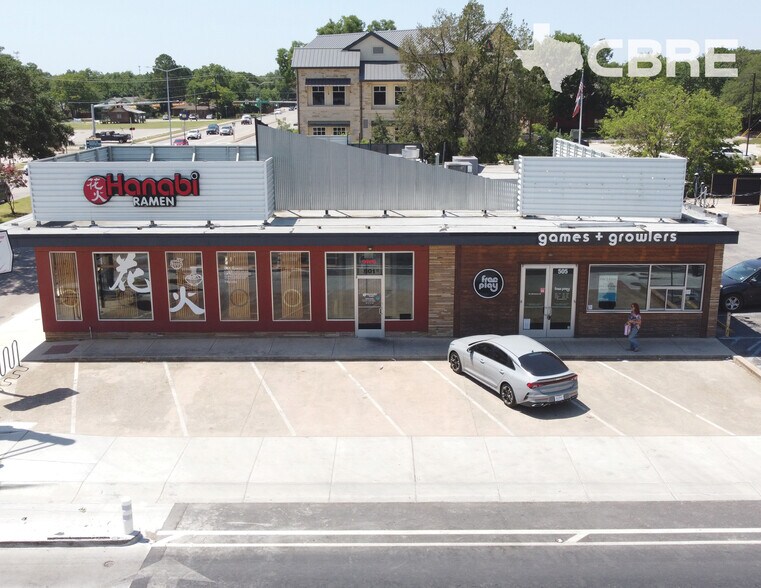 501-505 W Hickory St, Denton, TX for sale - Building Photo - Image 1 of 1