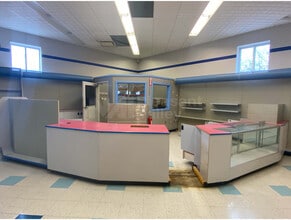 267 N Main St, Wellington, OH for sale Interior Photo- Image 2 of 3