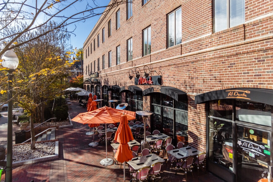 3201 New Mexico Ave NW, Washington, DC for lease - Building Photo - Image 2 of 8