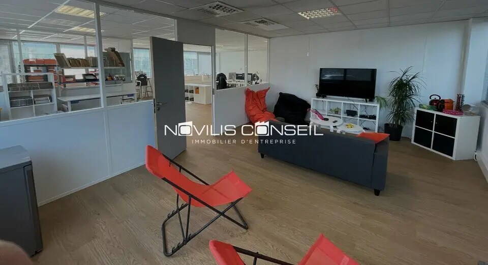 Office in Labège for lease - Interior Photo - Image 2 of 5