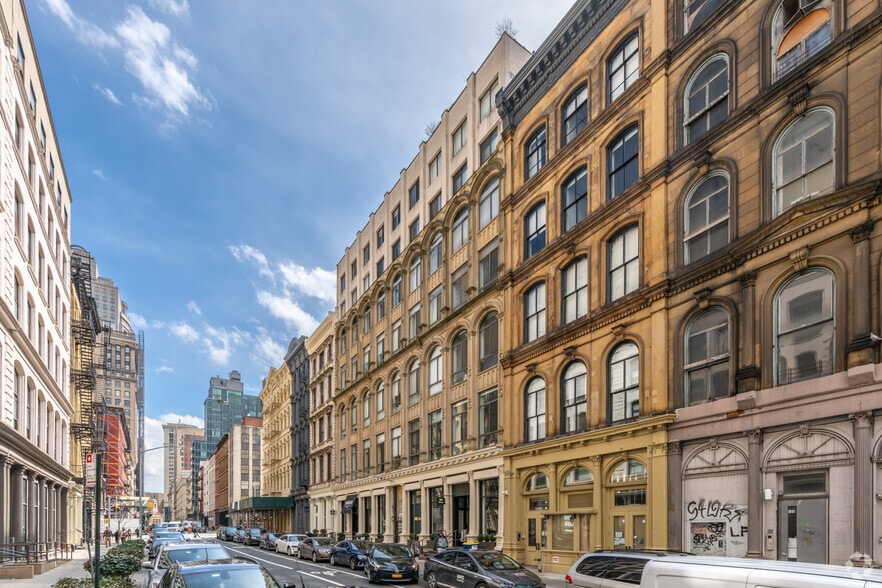 97-101 Reade St, New York, NY for lease - Building Photo - Image 2 of 5