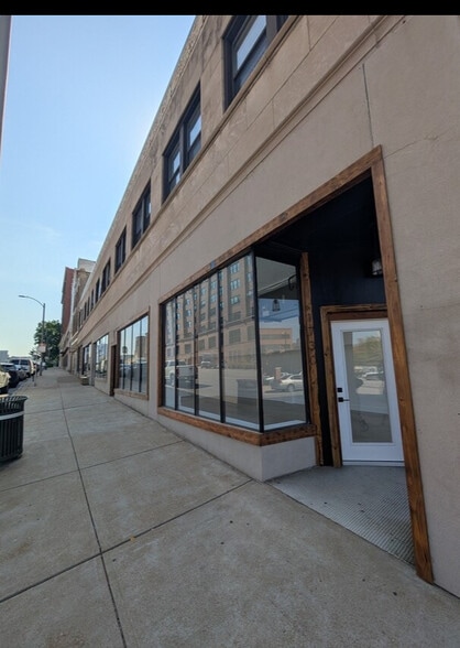 1722-1730 Olive St, Saint Louis, MO for lease - Building Photo - Image 2 of 4