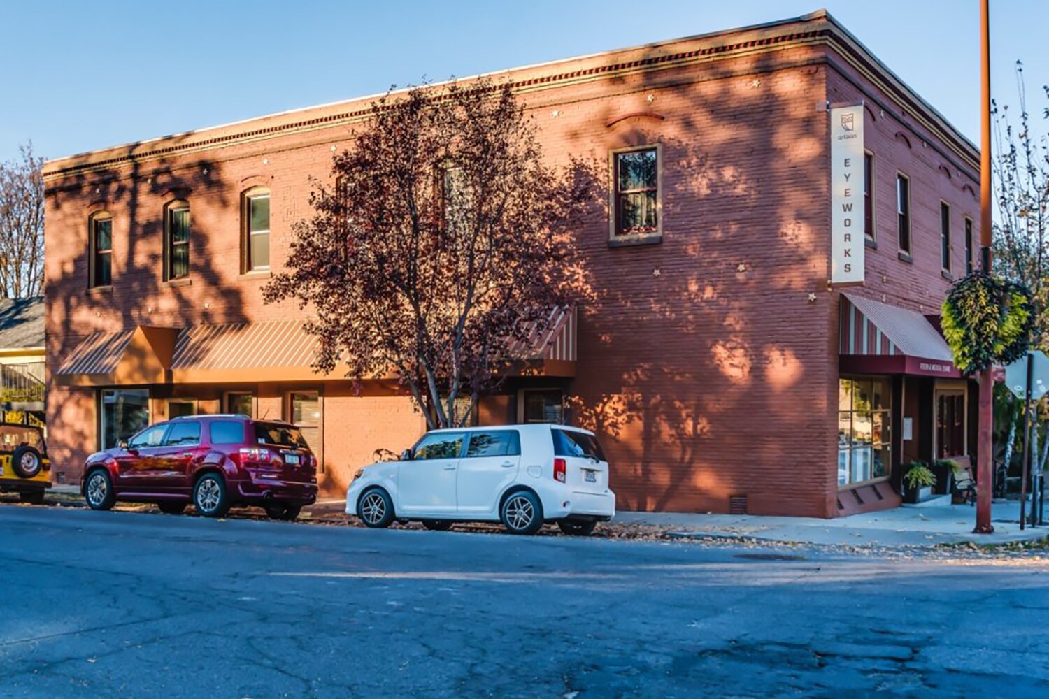 215 4th St, Ashland, OR for sale Building Photo- Image 1 of 1