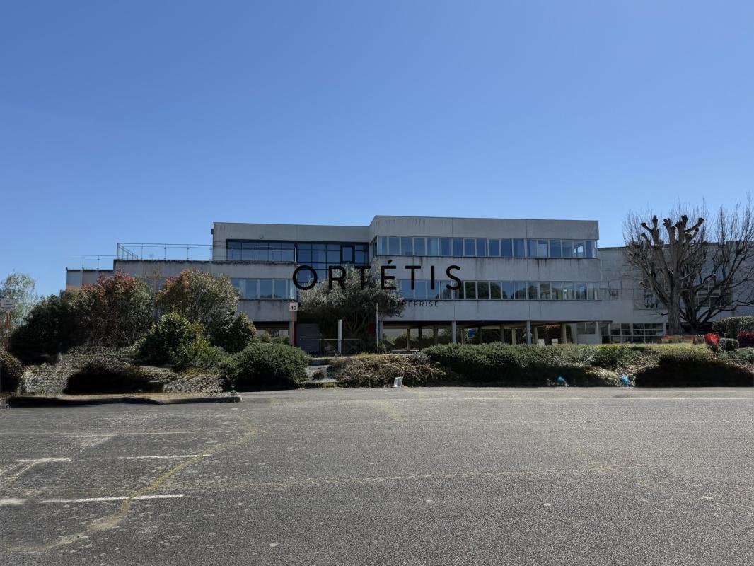19 Rue Carmin, Labège for lease Building Photo- Image 1 of 21