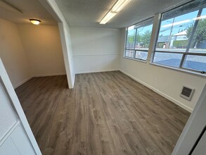 4928 115th Street Ct SW, Lakewood, WA for lease Building Photo- Image 2 of 16