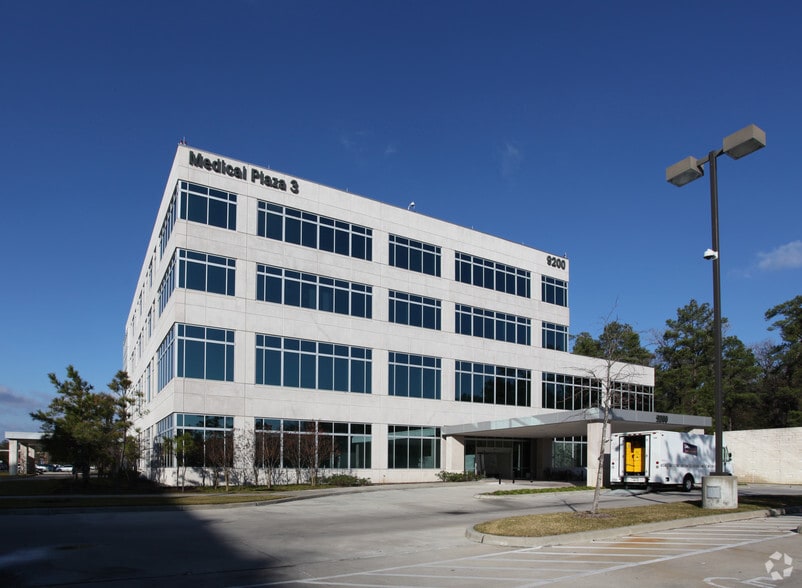 9200 Pinecroft Dr, The Woodlands, TX for lease - Building Photo - Image 1 of 3
